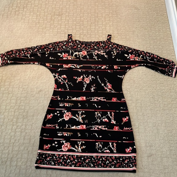 WHBM cold shoulder raglan sleeve black dress with pink floral striped design - Picture 10 of 15